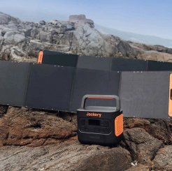 Jackery SolarSaga 200