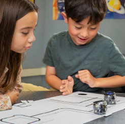 Ozobot Ari iskolai készlet - 12 darabos