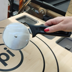 Pizzaszeletelő Solo tűzhely