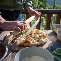 Solo tűzhely bölcső Pizza szeletelő