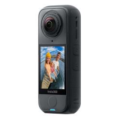 Insta360 X4 Air kezdőcsomag, fekete