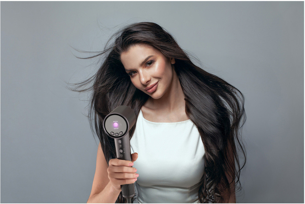 Erős motor és intelligens technológia