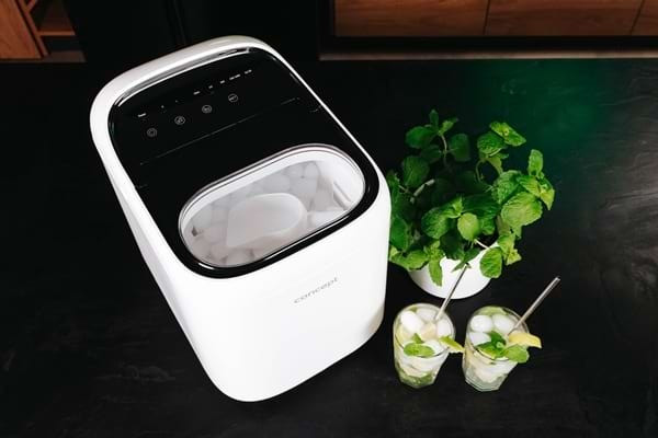 Gyors és kompakt - akár 15 kg jég naponta